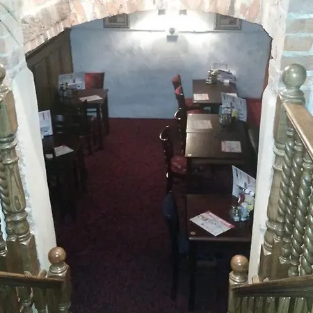 The Three Tuns Wetherspoon Hotel