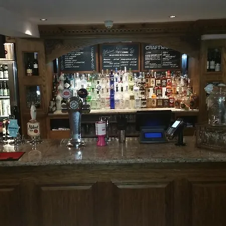 Hotel The Three Tuns Wetherspoon 2*