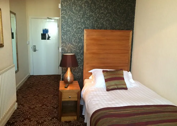 The Three Tuns Wetherspoon Hotel