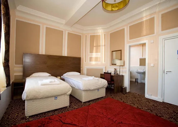 The Three Tuns Wetherspoon