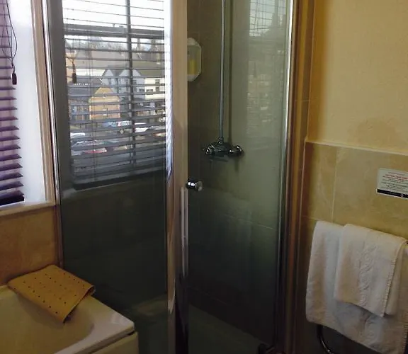 Hotel The Three Tuns Wetherspoon