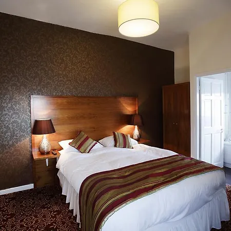 Hotel The Three Tuns Wetherspoon 2*